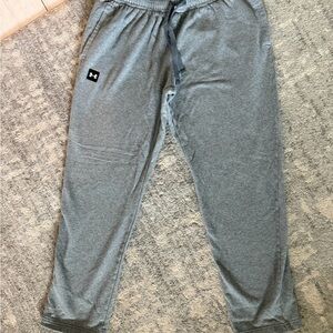 Under Armour Gray Joggers loose fit XL